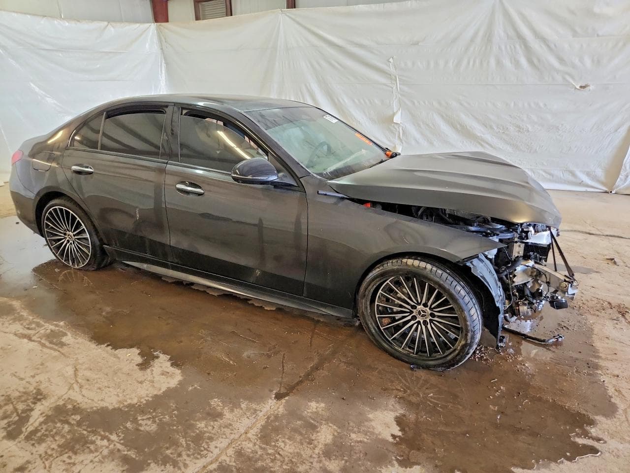 2024 Mercedes-Benz C 300 - foto 4