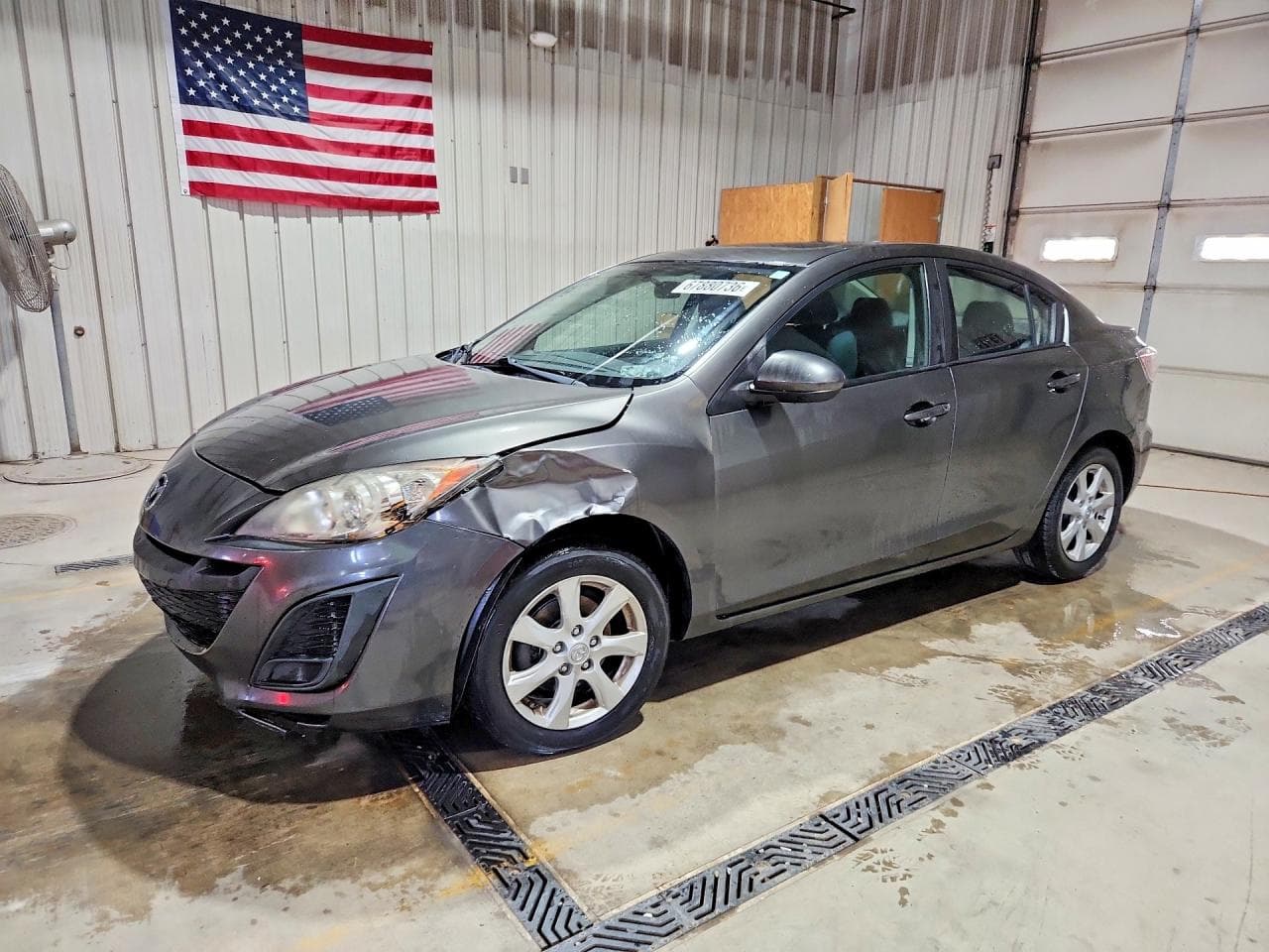 Mazda 3 2011 z USA