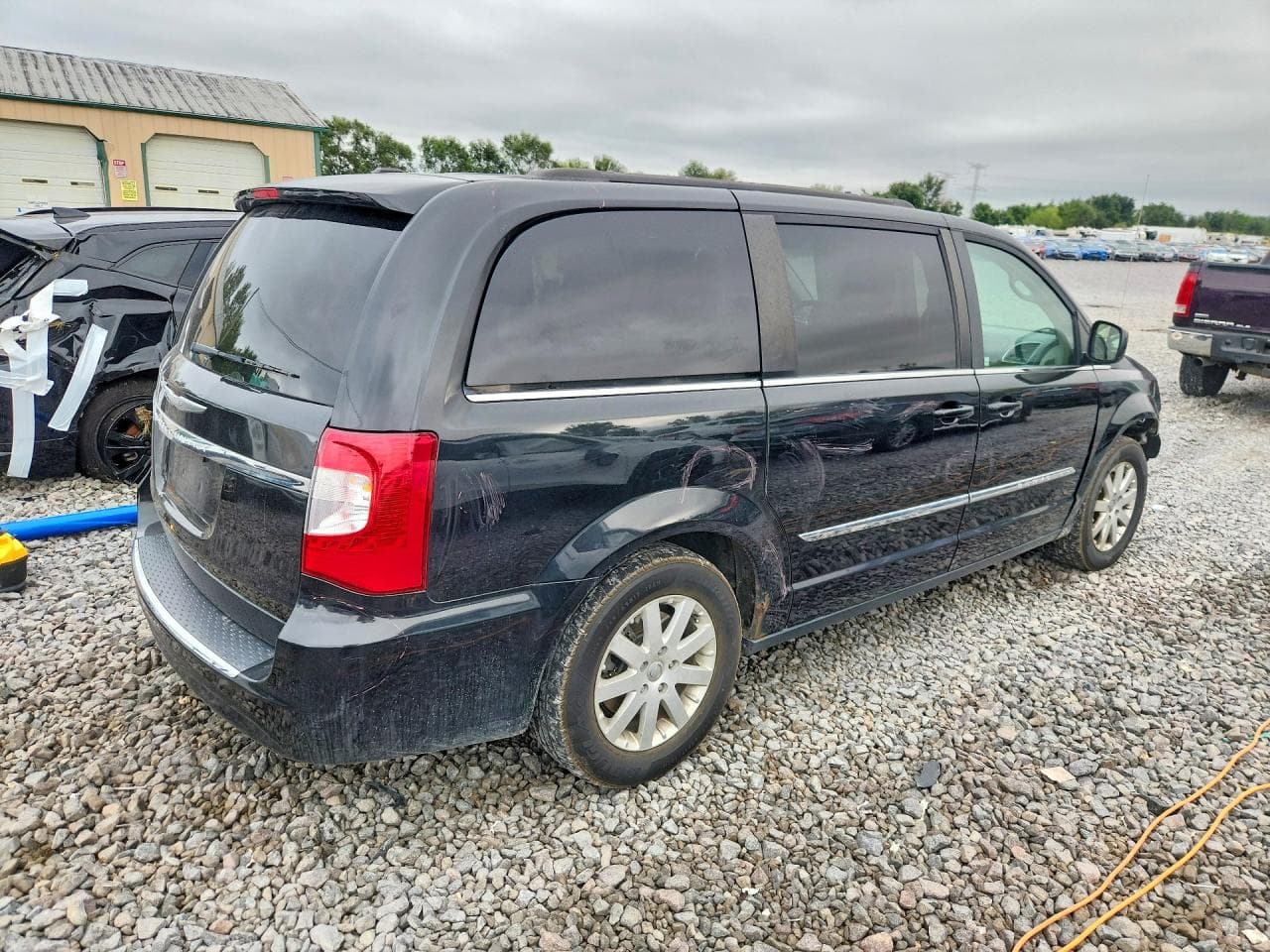 2015 Chrysler Town & Country Touring - foto 3