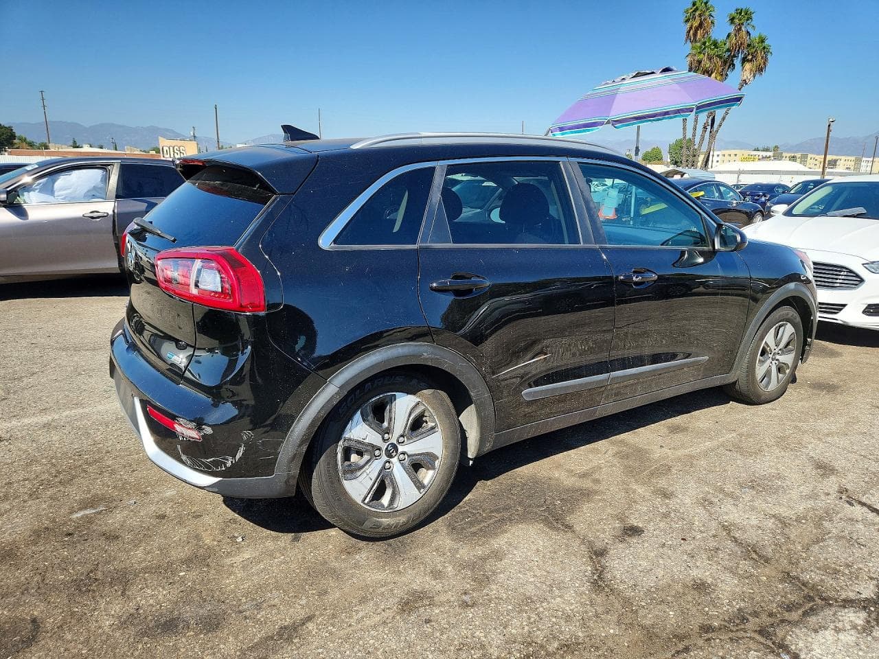 2017 Kia Niro Lx - foto 3