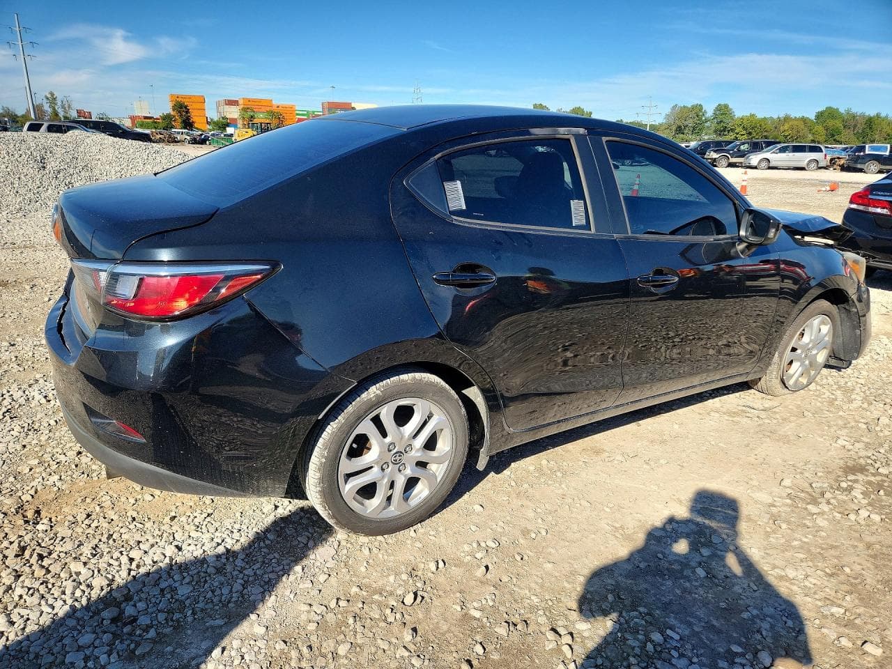 2016 Scion Ia Base - foto 3