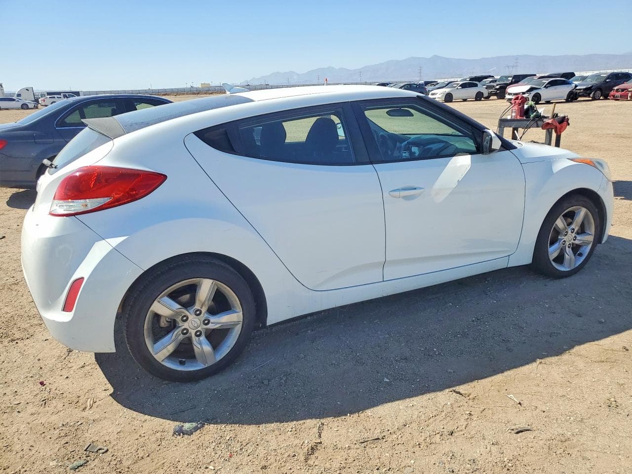 2015 Hyundai Veloster Base - foto 3