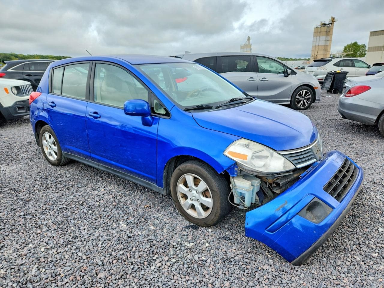 2009 Nissan Versa 1.8 S - foto 4
