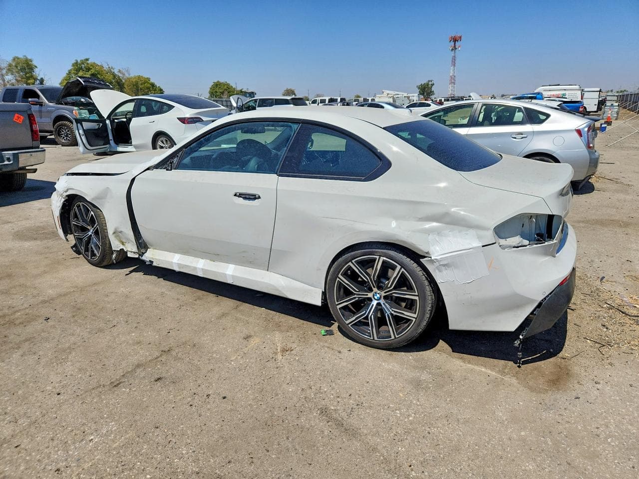 2023 BMW 230I - foto 2