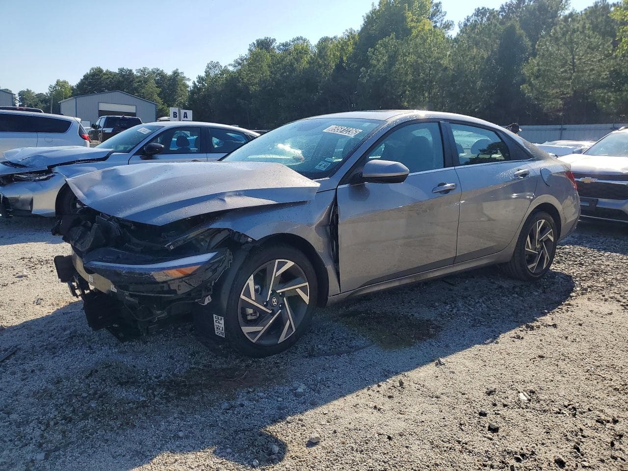 Hyundai Elantra 2025 z USA