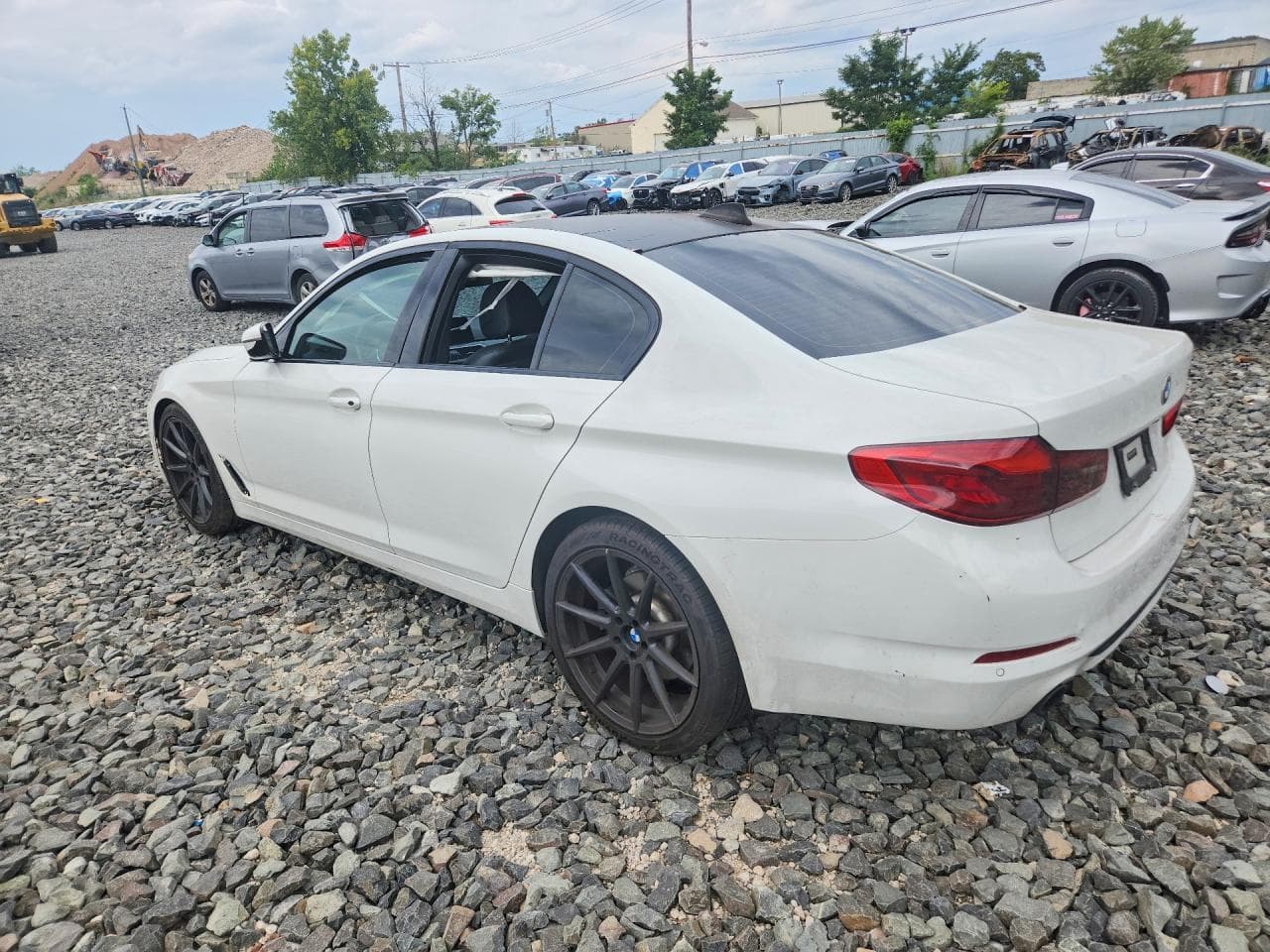 2019 BMW 530 I - foto 2