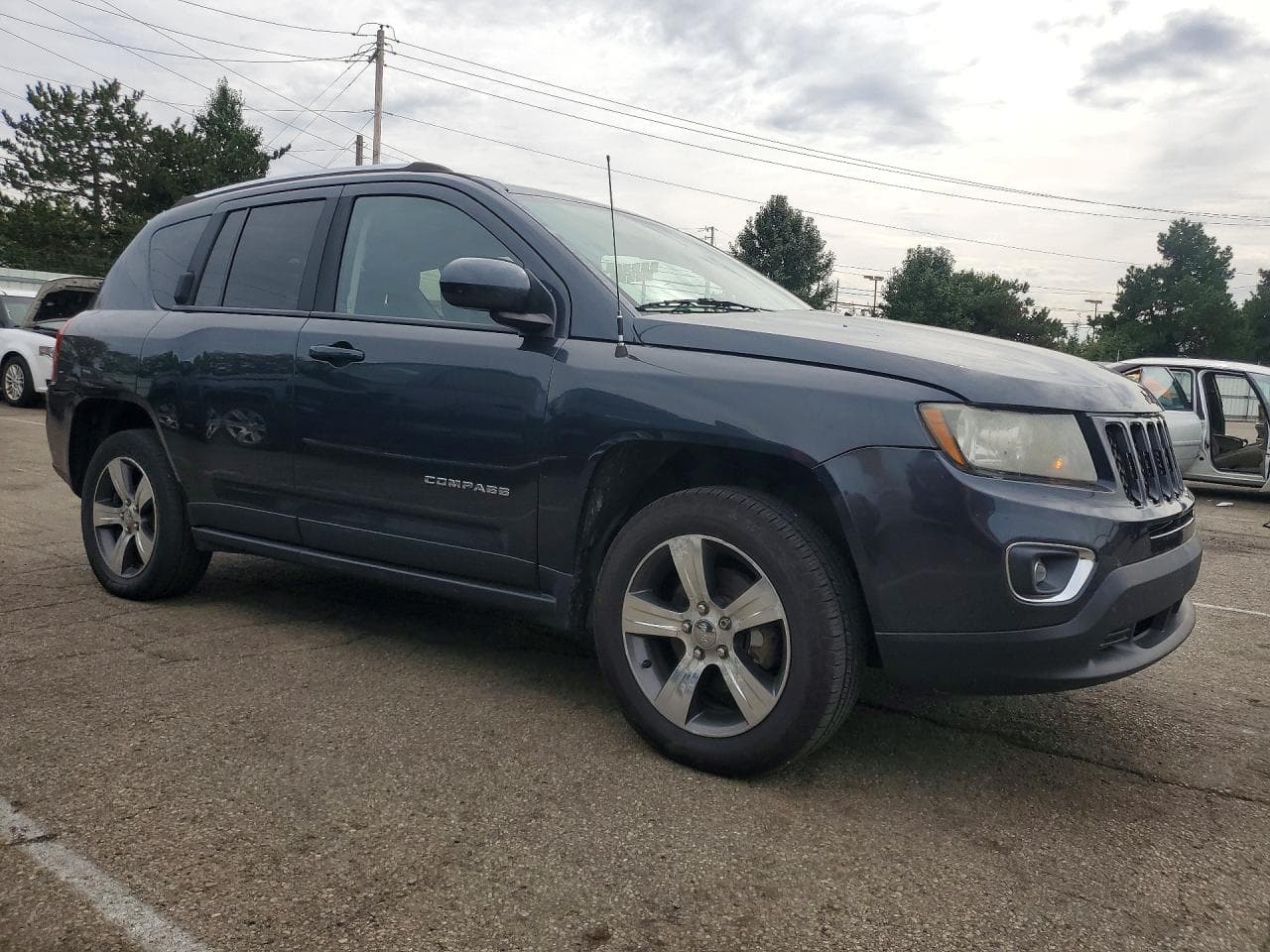 2016 Jeep Compass Latitude - foto 4