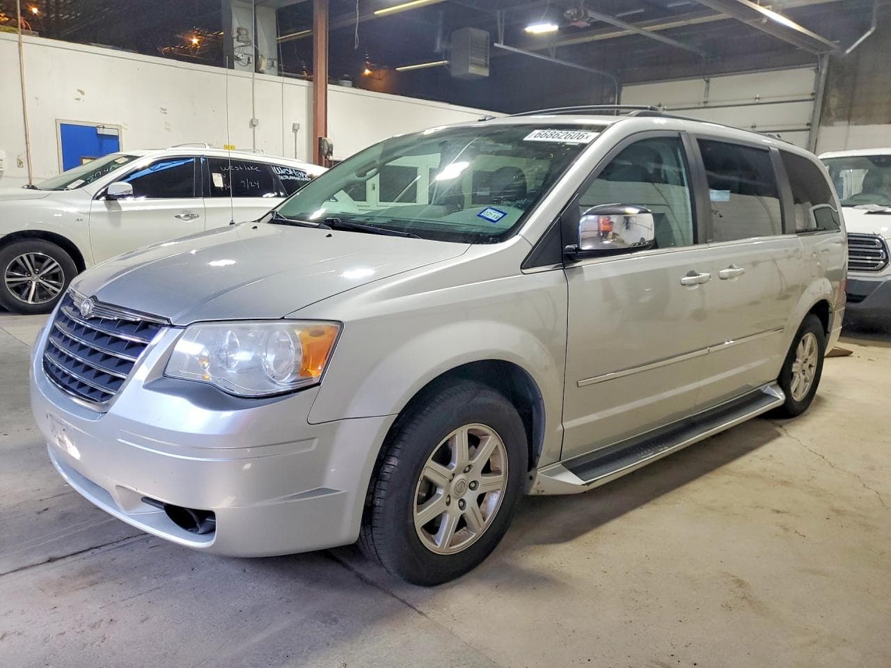 Chrysler Voyager 2010 z USA