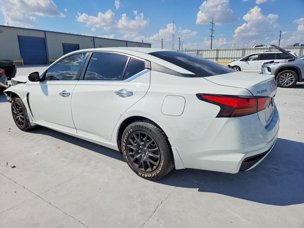 2021 Nissan Altima S - foto 2
