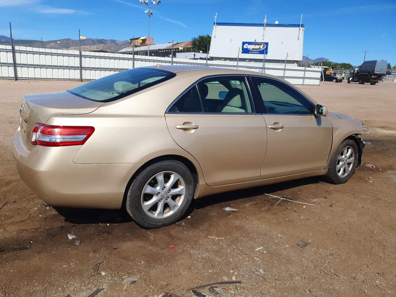 2011 Toyota Camry Automatic - foto 3