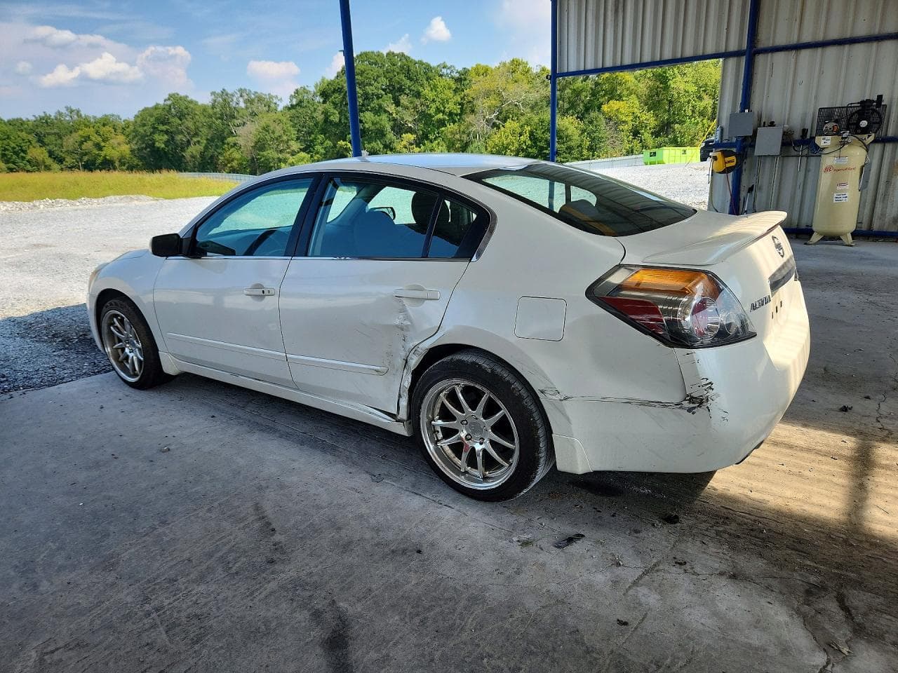 2010 Nissan Altima 2.5 - foto 2