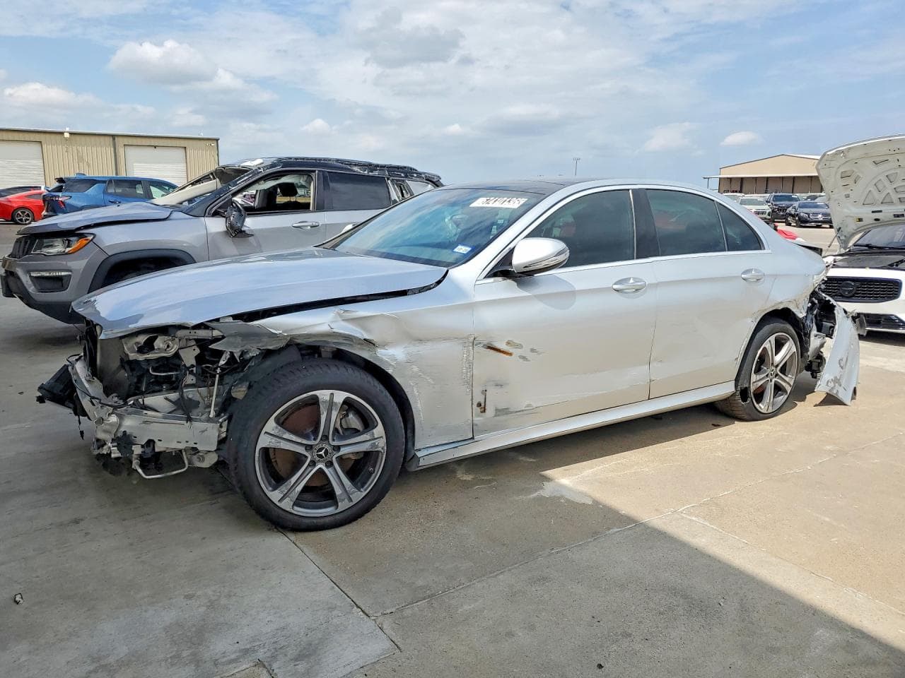 Mercedes-Benz E-klasse 2018 z USA