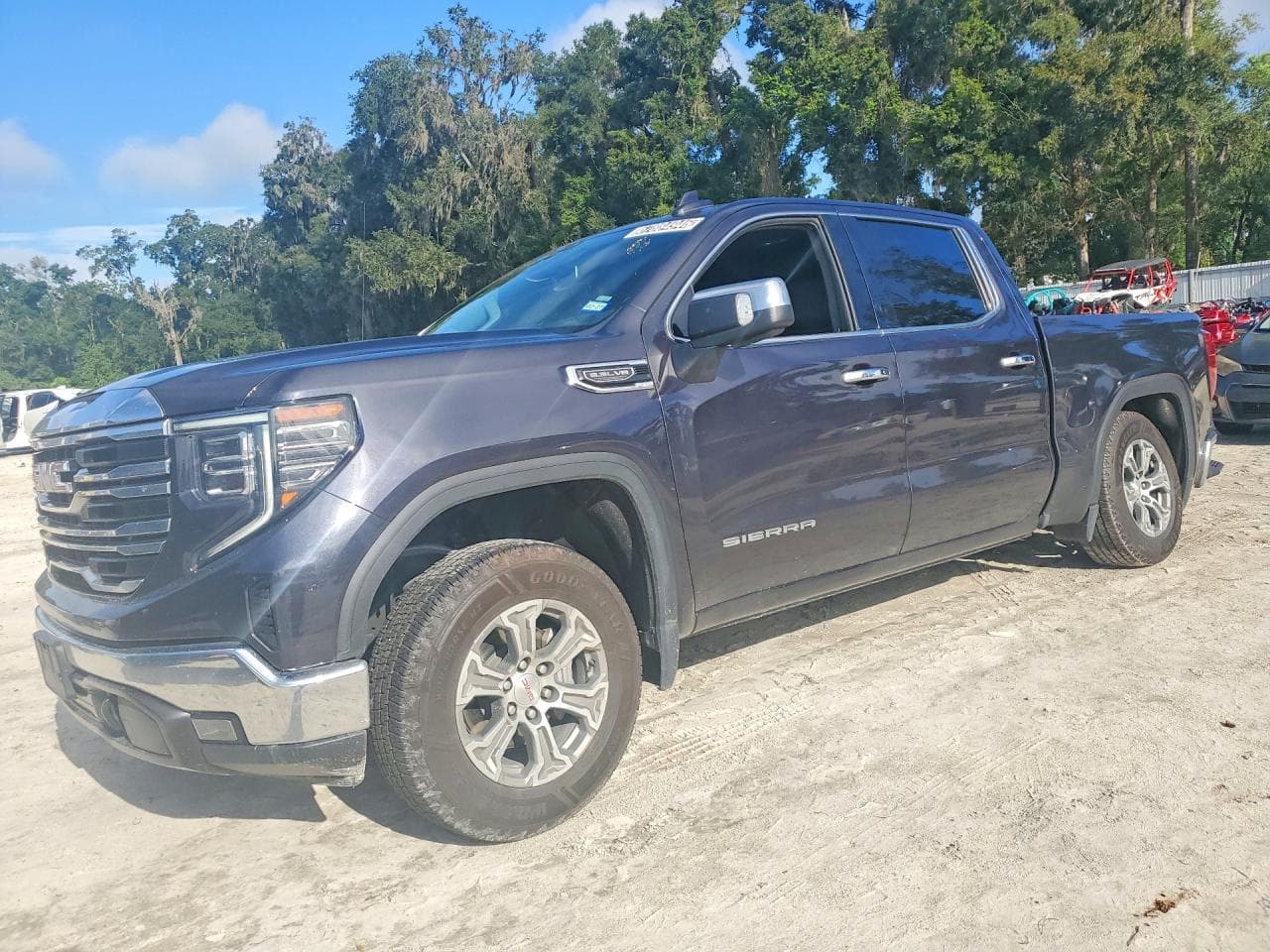 GMC Sierra 2025 z USA