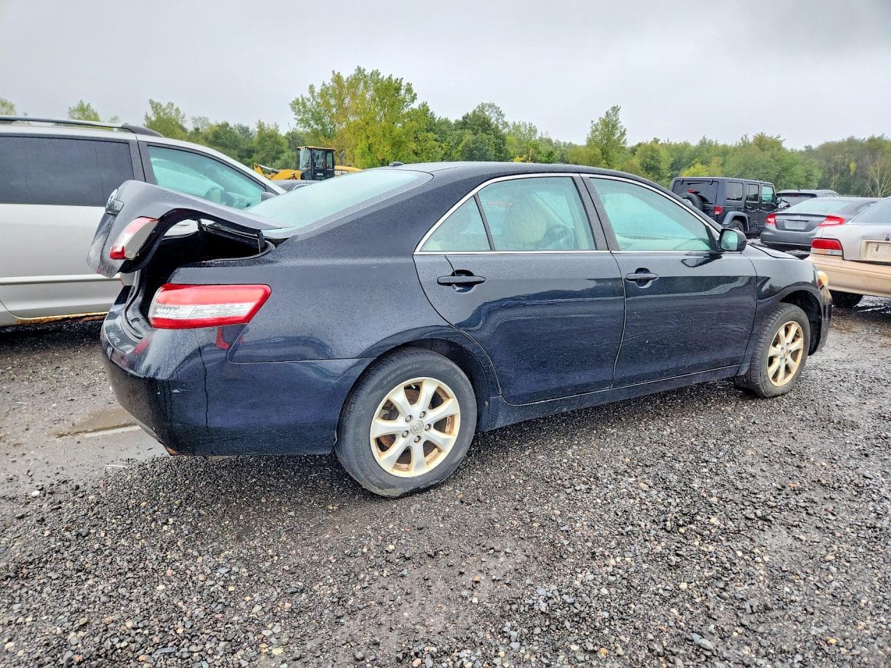 2010 Toyota Camry Le - foto 3