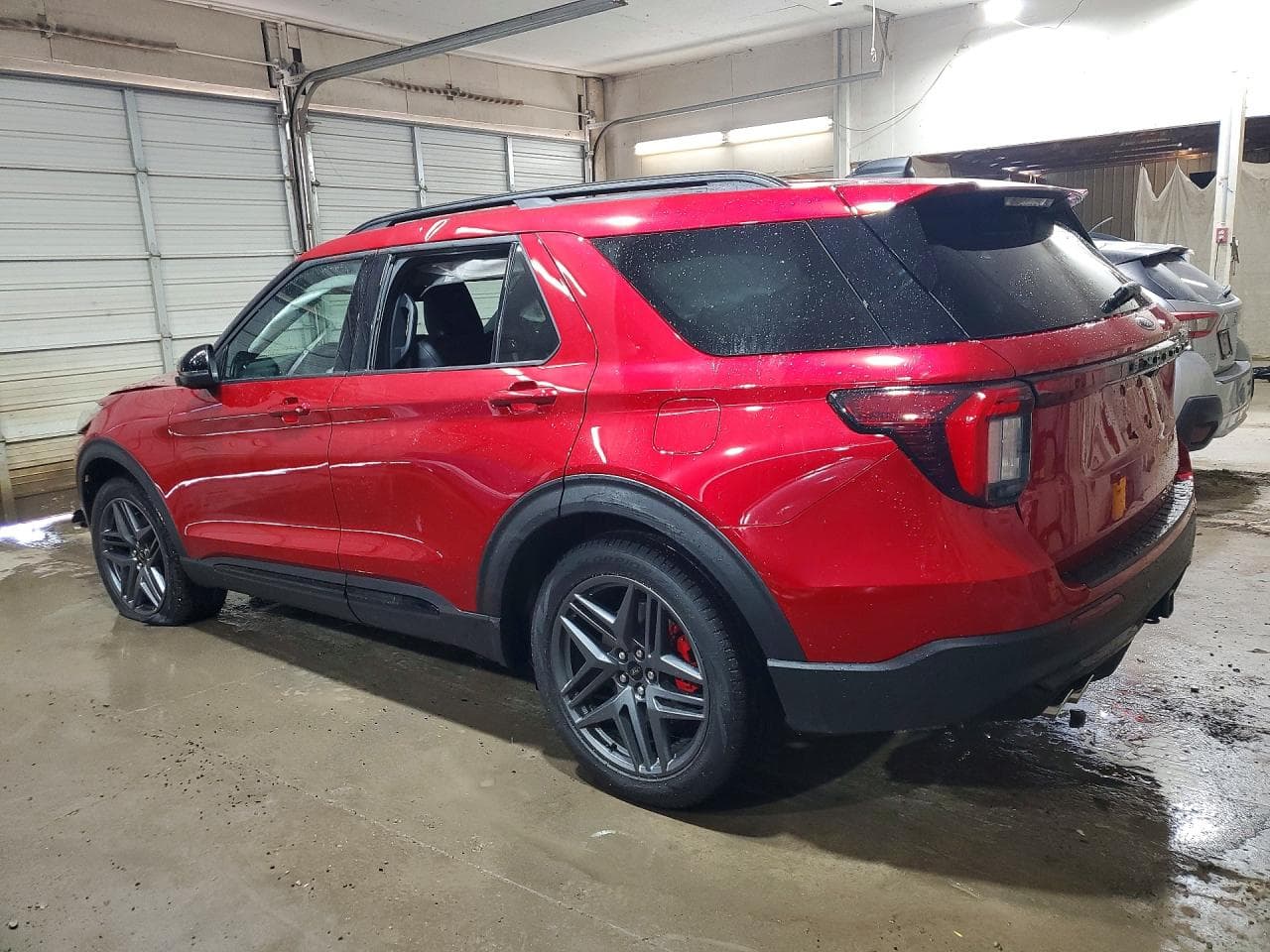 2026 Ford Explorer St - foto 2