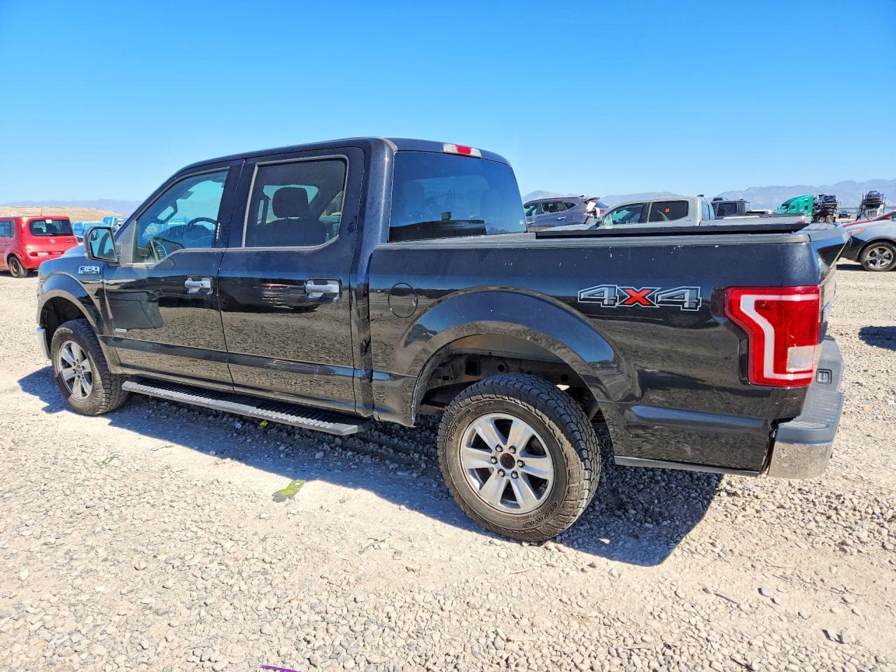 2015 Ford F150 Supercrew - foto 2