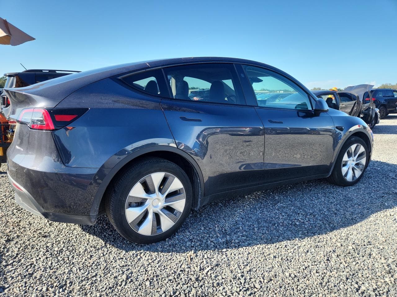 2024 Tesla Model Y - foto 3