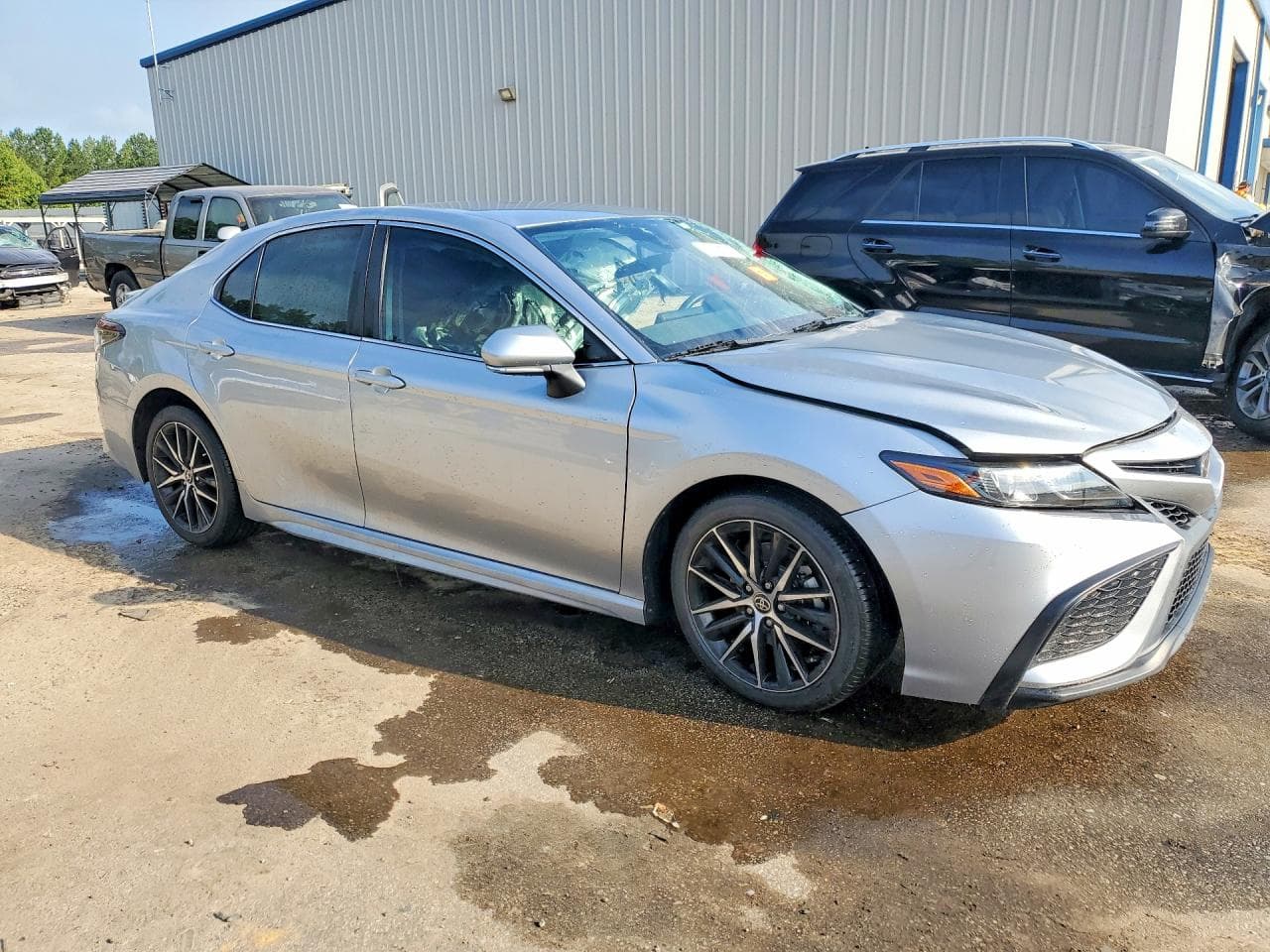 2020 Toyota Camry Se - foto 4
