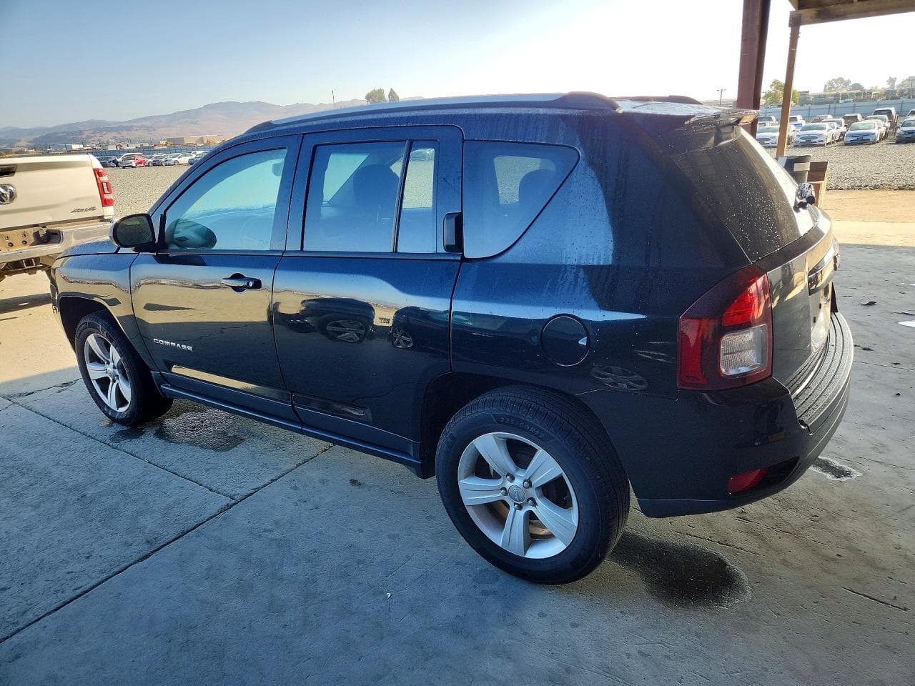 2015 Jeep Compass Sport - foto 2