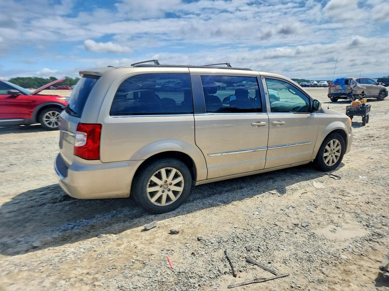 2013 Chrysler Town & Country Touring - foto 3