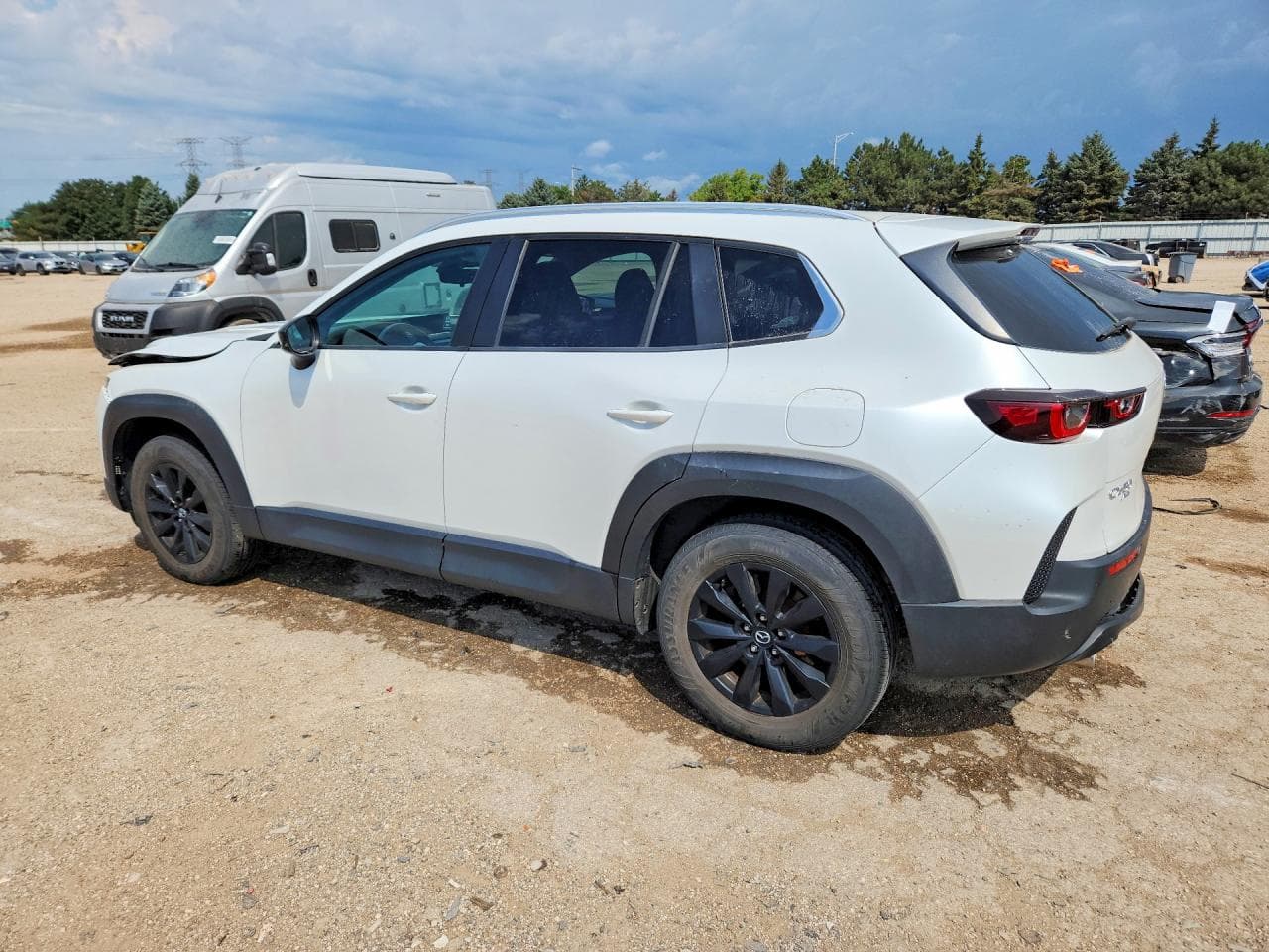 2023 Mazda Cx-50 Preferred Plus - foto 2