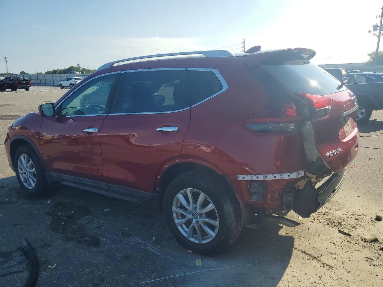 2018 Nissan Rogue S - foto 2