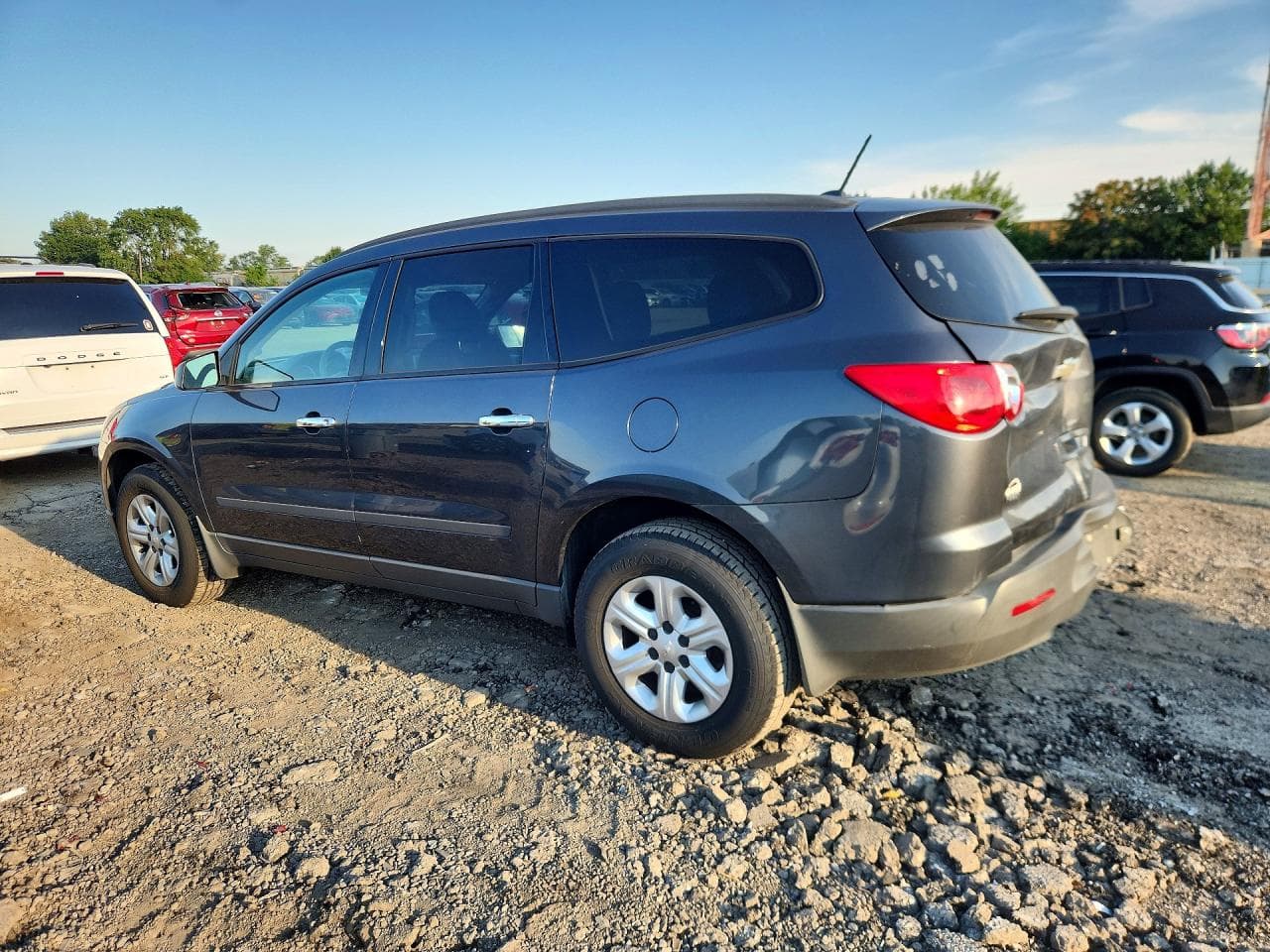 2012 Chevrolet Traverse Ls - foto 2