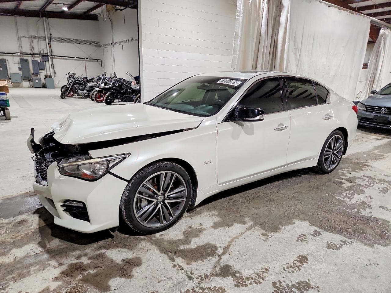 Infiniti Q50 2017 z USA