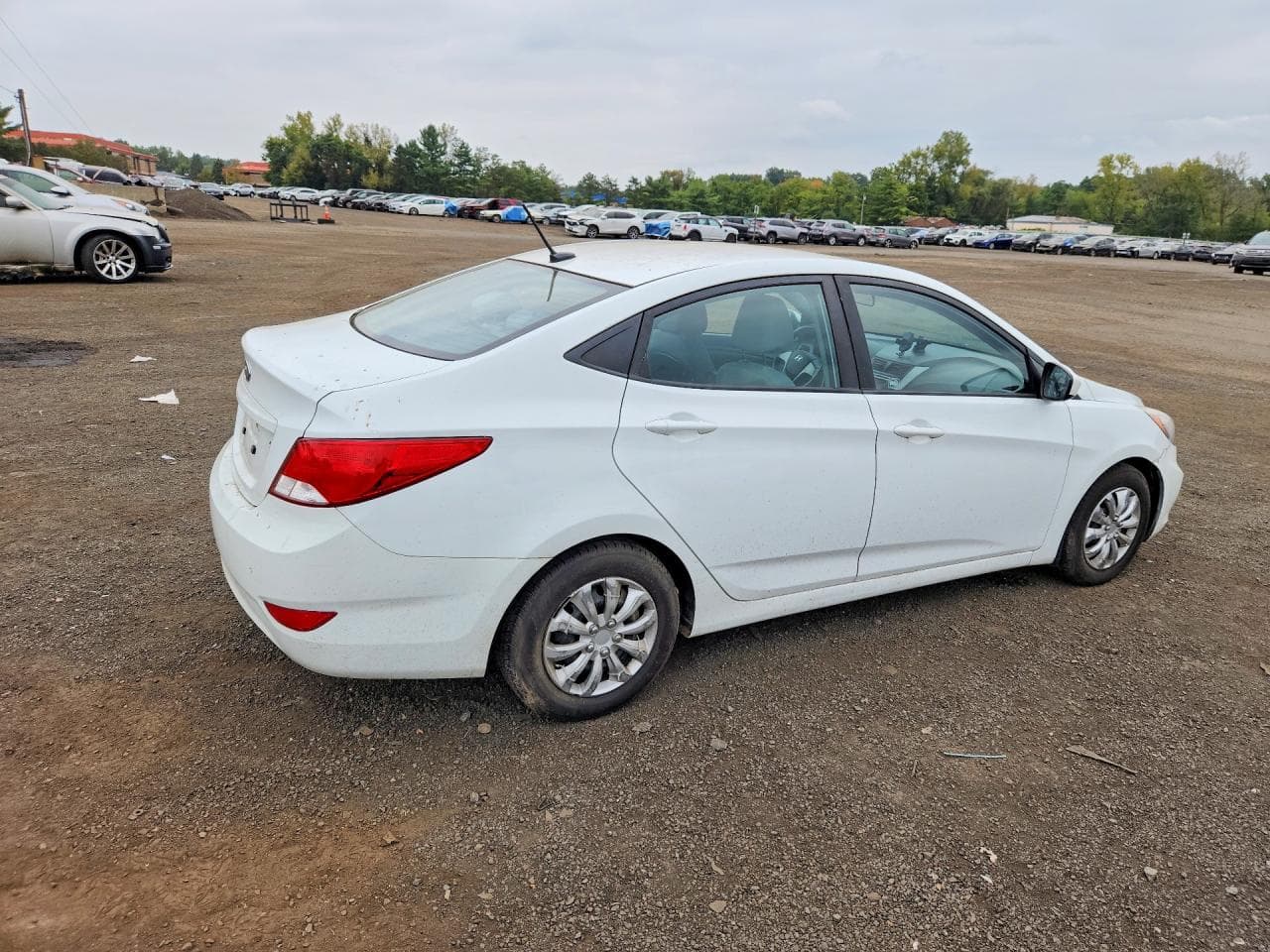 2016 Hyundai Accent Se - foto 3