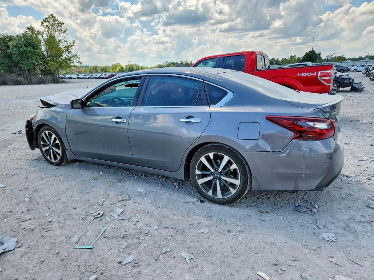 2017 Nissan Altima 2.5 Sr - foto 2