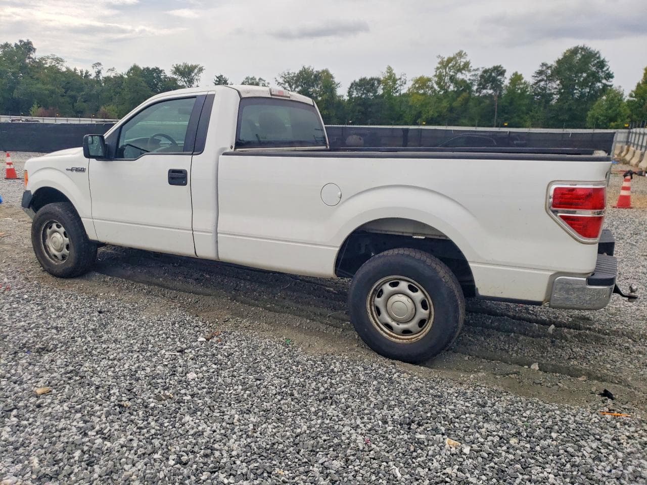 2014 Ford F150 - foto 2