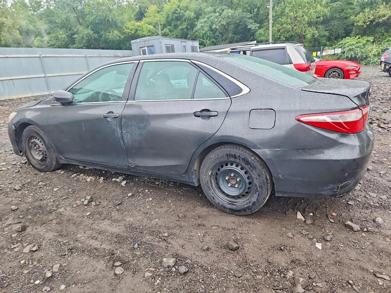 2015 Toyota Camry Hybrid Le - foto 2