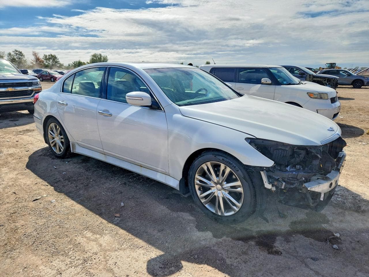 2013 Hyundai Genesis 3.8L - foto 4