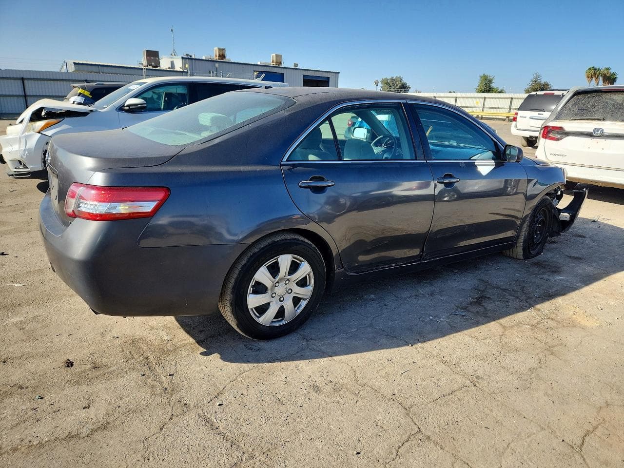 2010 Toyota Camry Le - foto 3