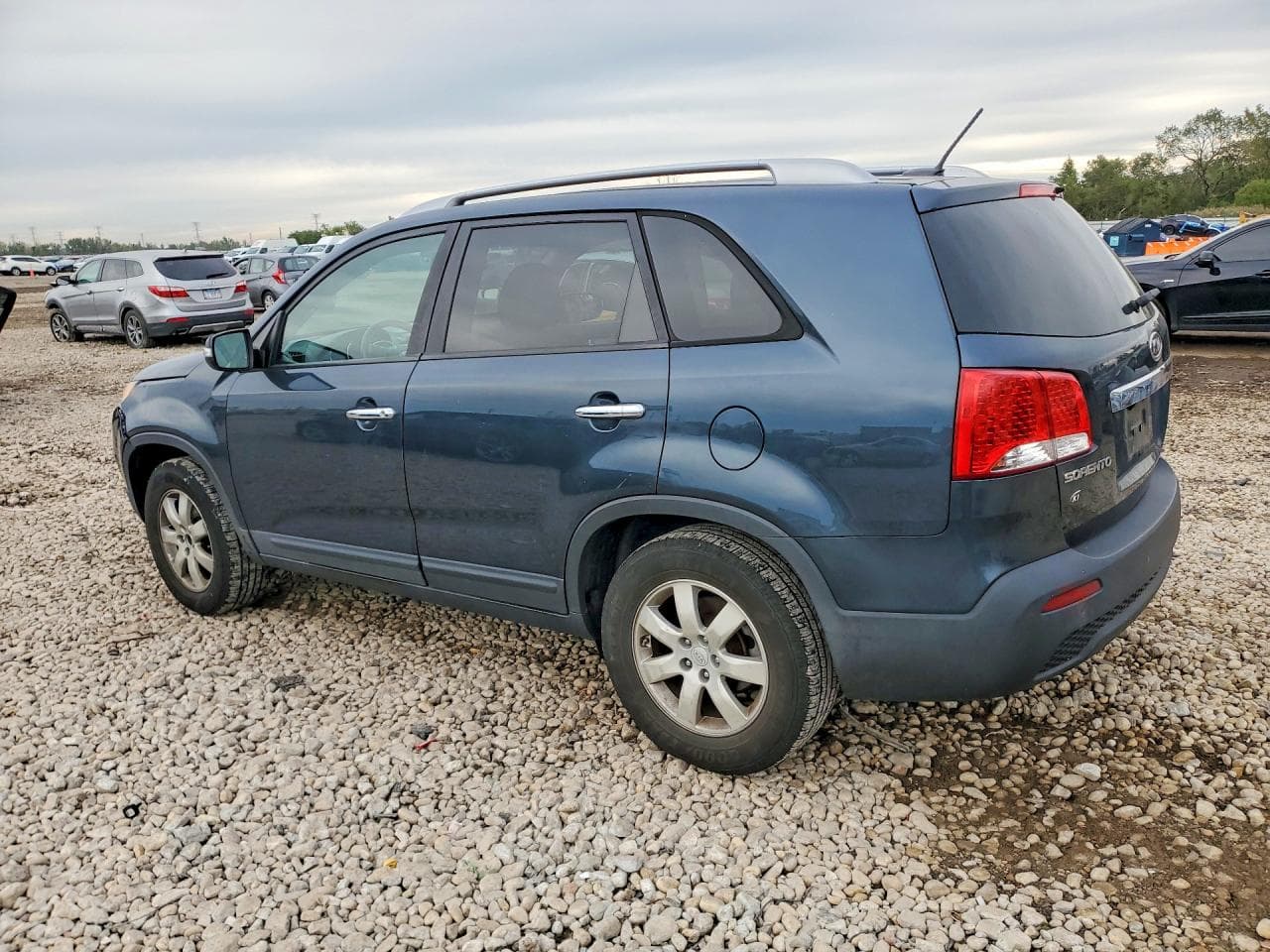 2011 Kia Sorento Lx - foto 2