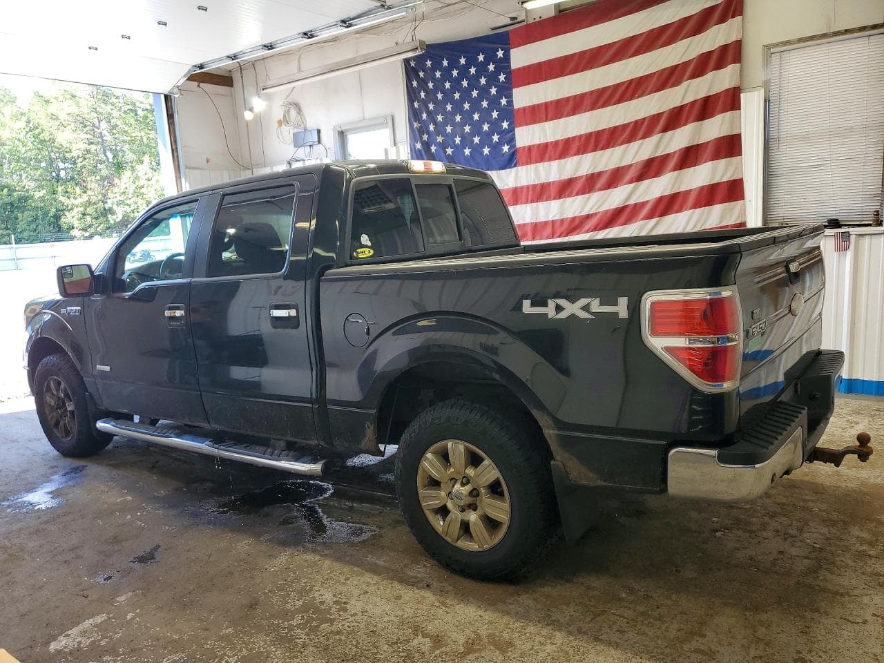 2011 Ford F150 Supercrew - foto 2
