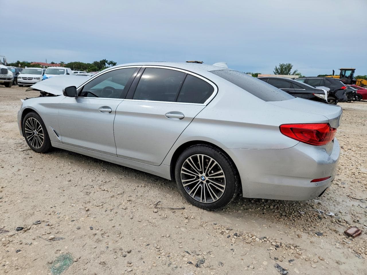 2020 BMW 530 I - foto 2