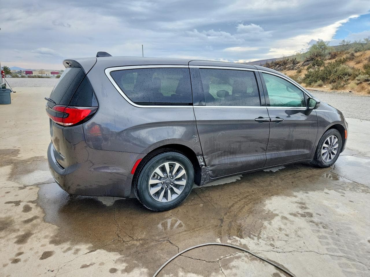 2023 Chrysler Pacifica Hybrid Touring L - foto 3