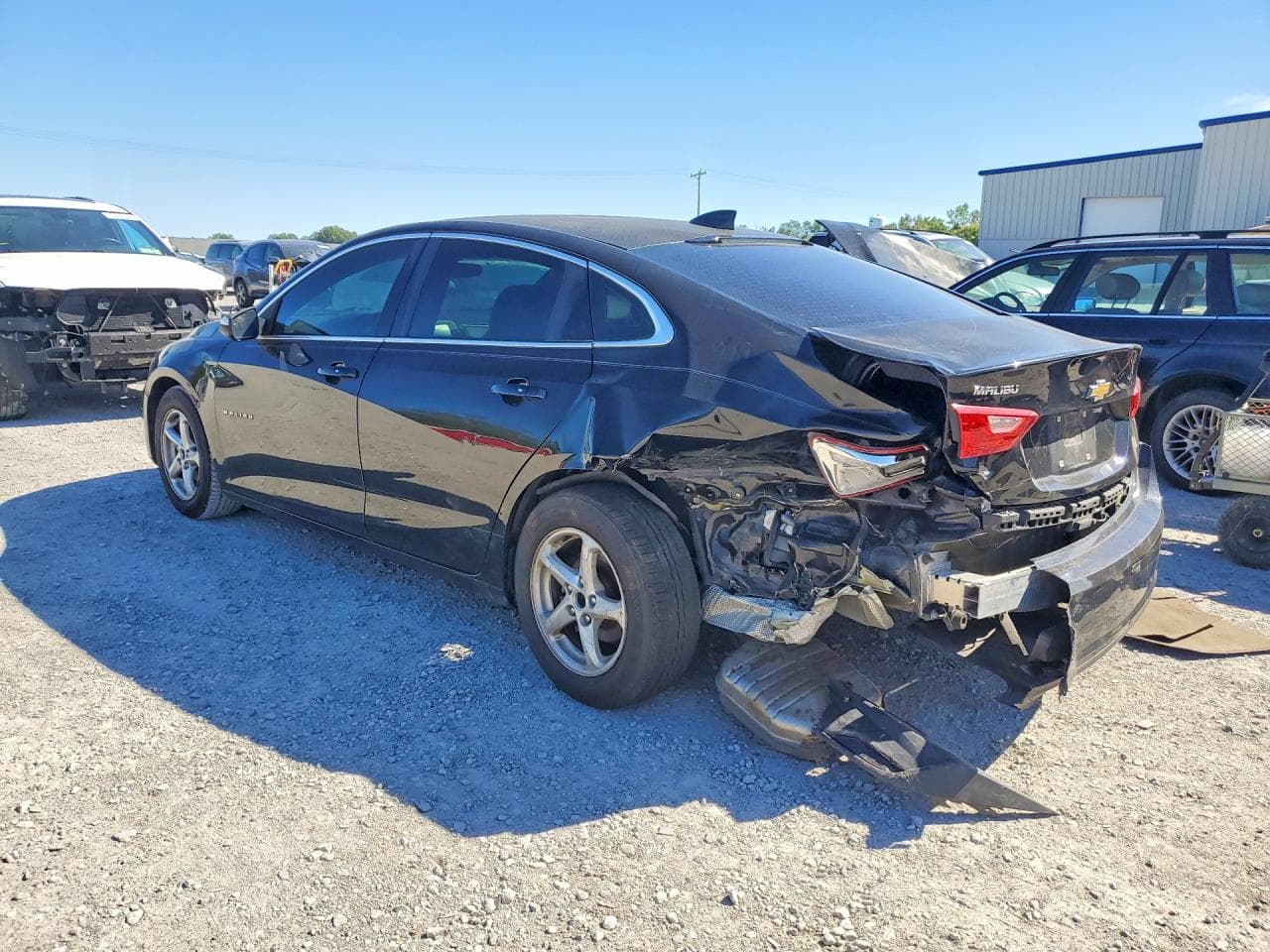 2017 Chevrolet Malibu Ls - foto 2