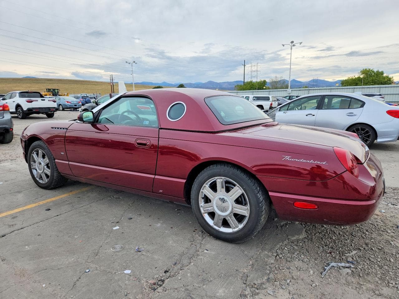 2004 Ford Thunderbird - foto 2
