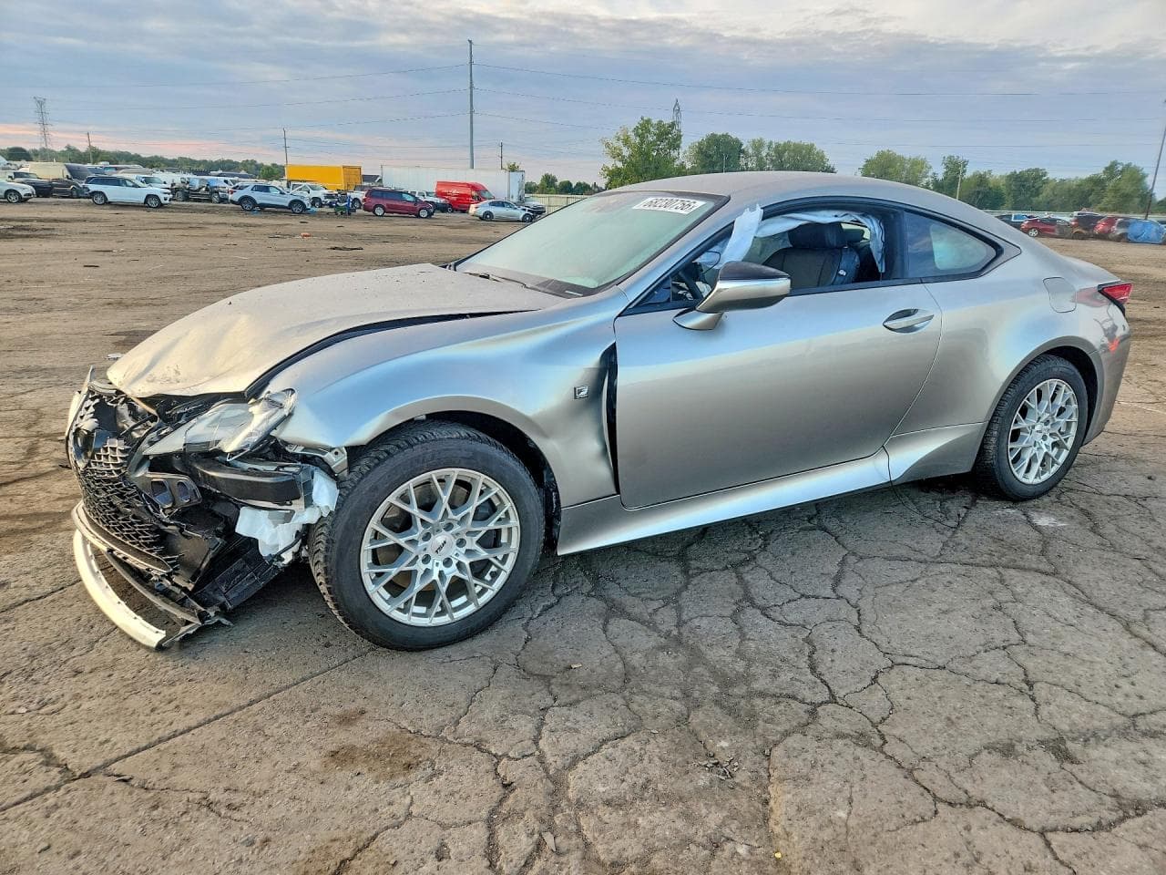 Lexus RC 2025 z USA