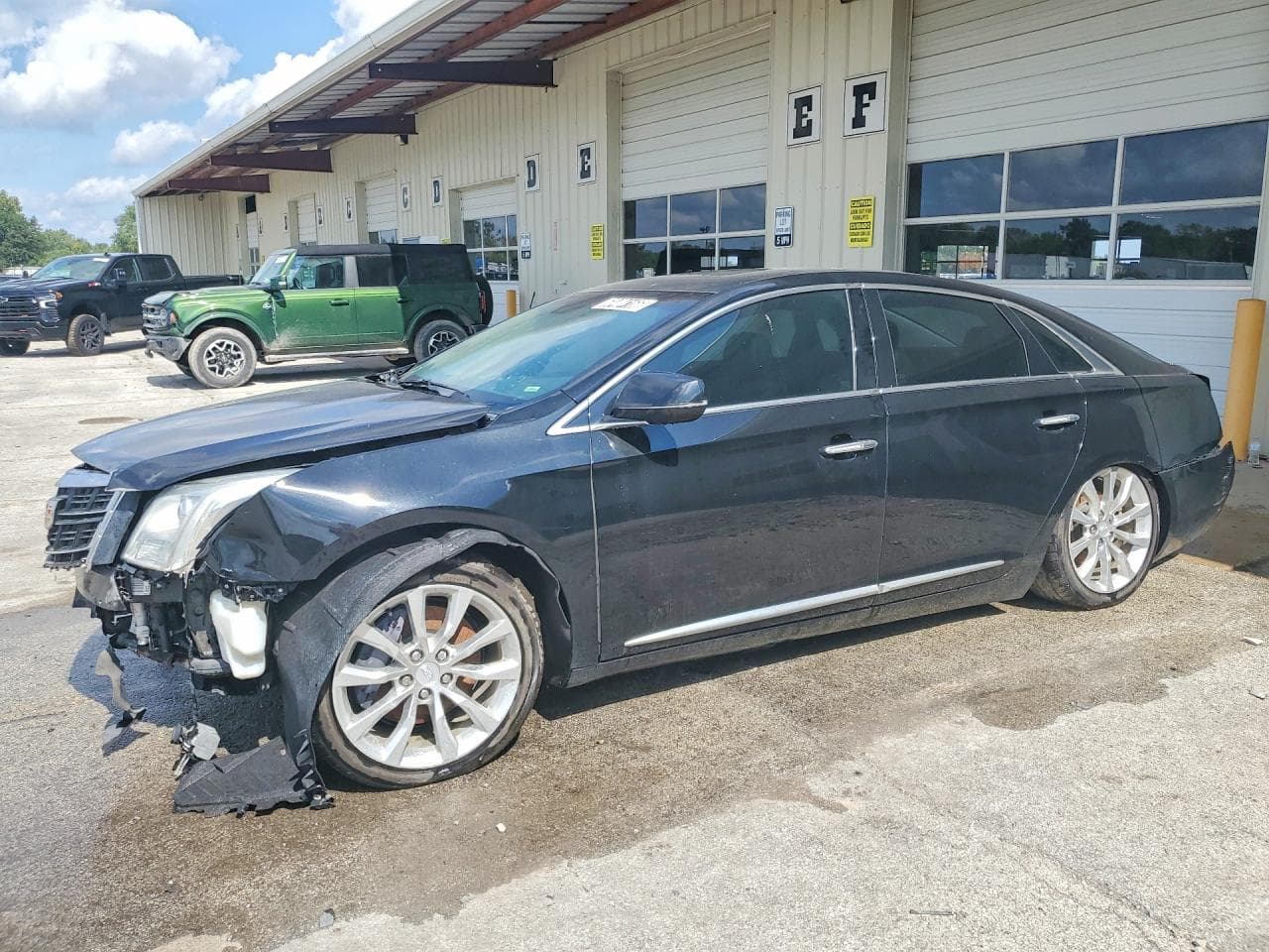 Cadillac XTS 2016 z USA