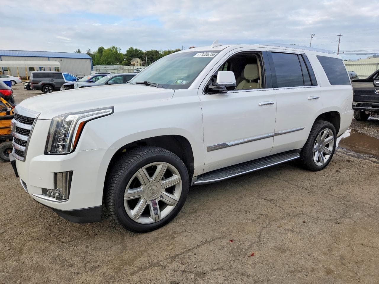Cadillac Escalade 2016 z USA