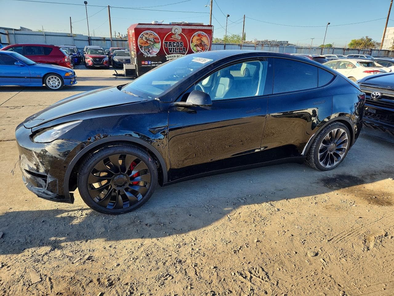 Tesla Model Y 2022 z USA