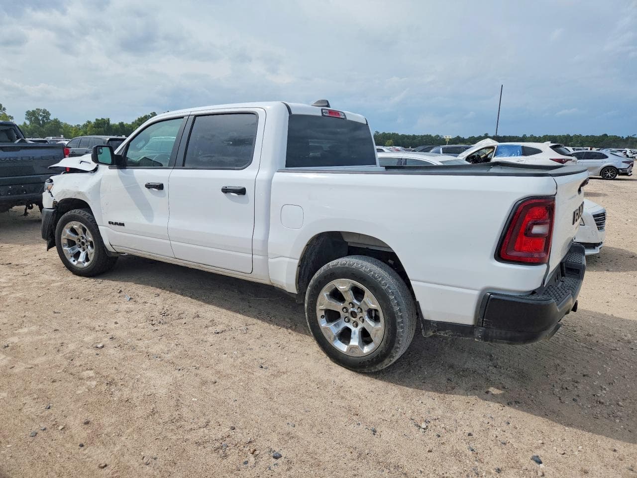 2025 Ram 1500 Tradesman - foto 2