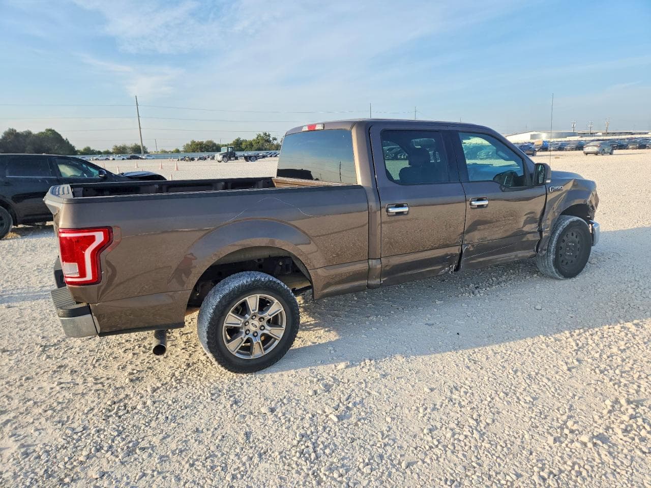 2015 Ford F150 Supercrew - foto 3