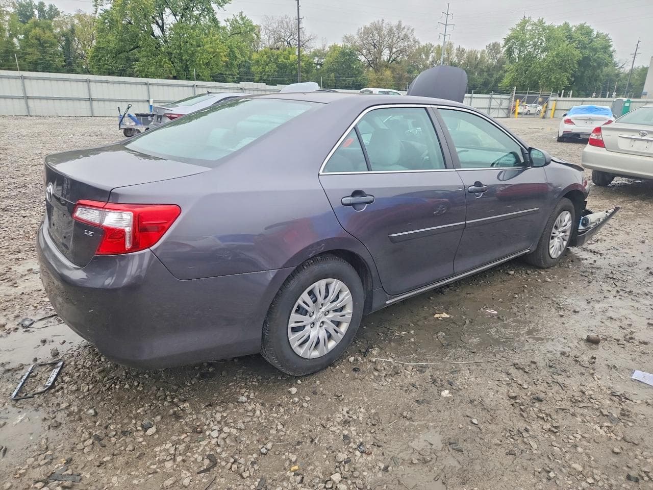 2014 Toyota Camry Le - foto 3