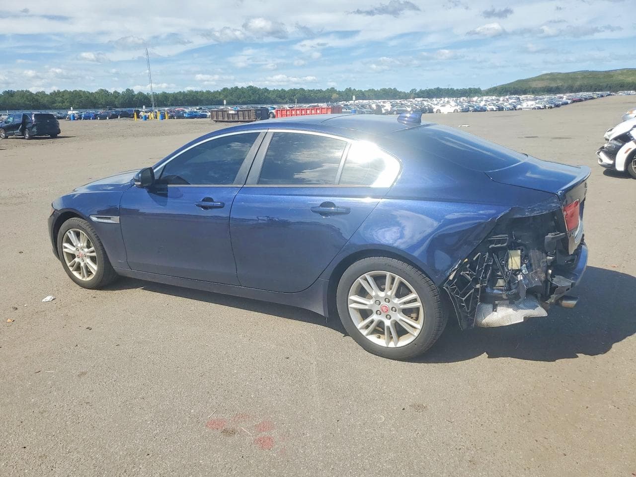 2018 Jaguar Xe Premium - foto 2