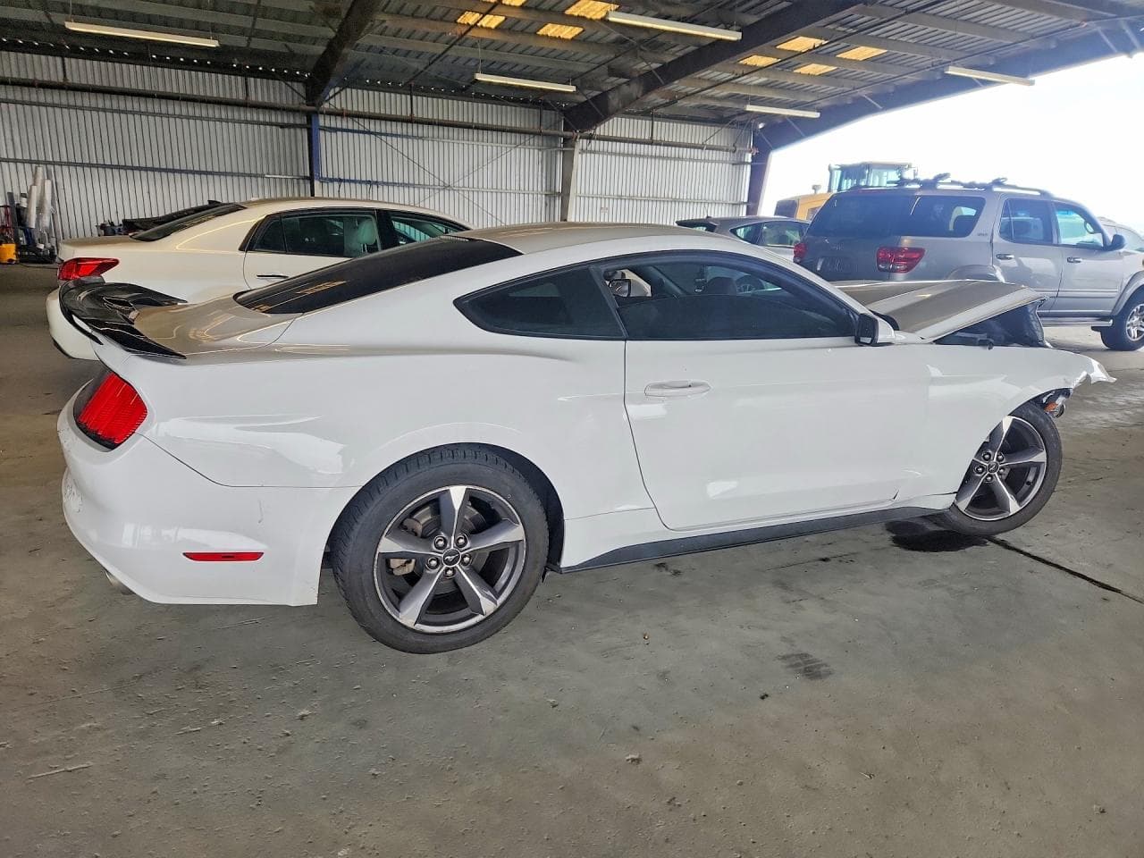2015 Ford Mustang - foto 3