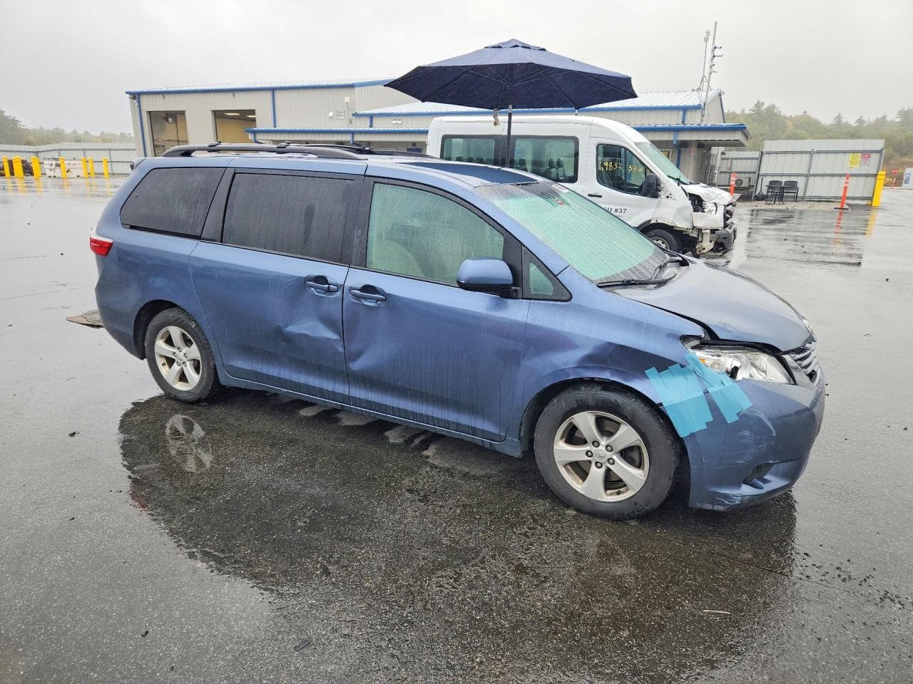 2015 Toyota Sienna Le - foto 4